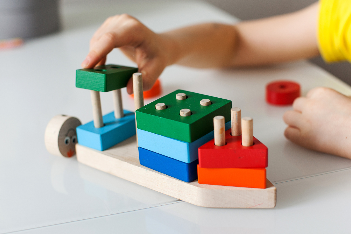 A Guide To Choosing The Best Children’s Wooden Toy Furniture For Your Child’s Age And Needs