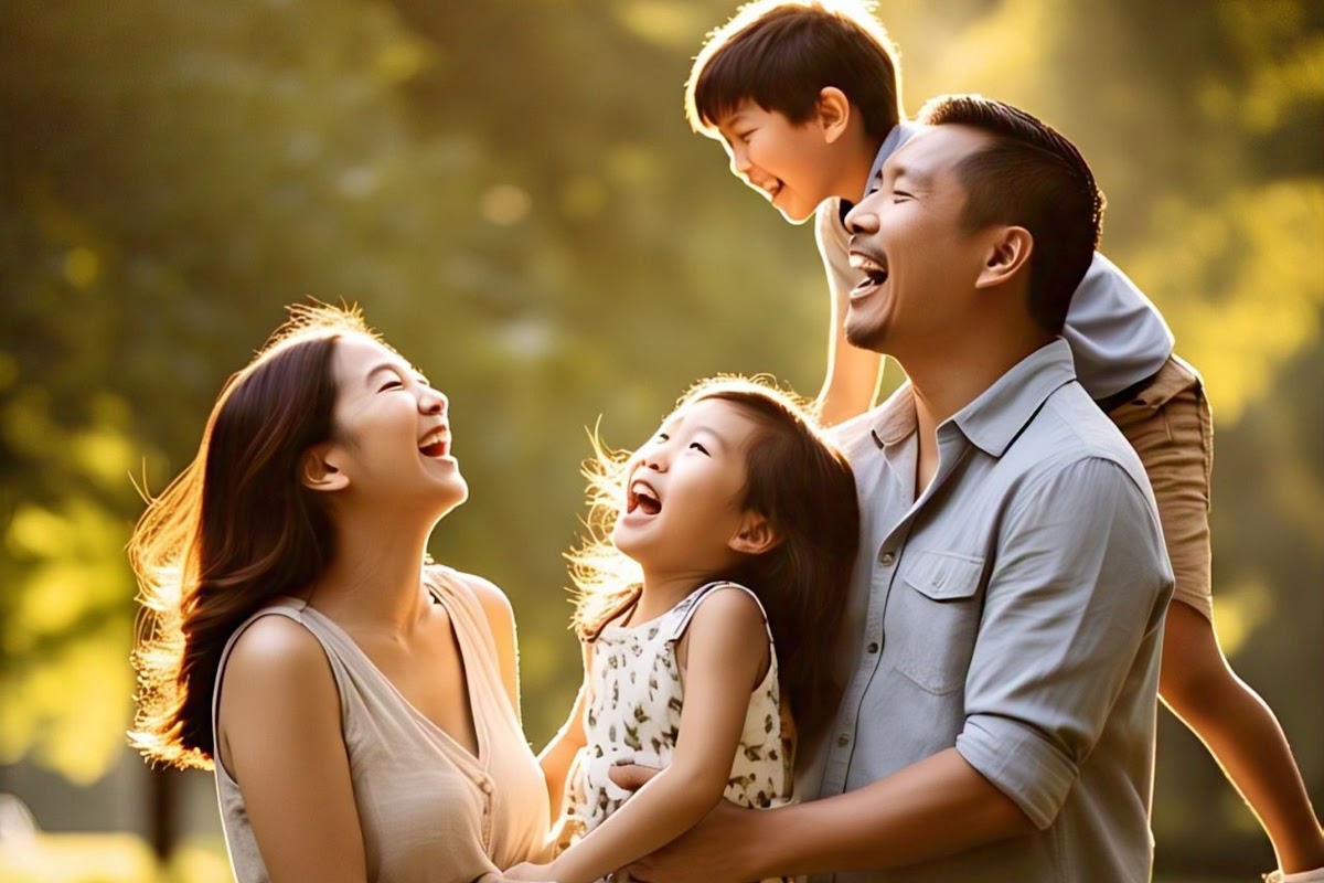 How To Capture The Perfect Candid Moments In Outdoor Family Portraits